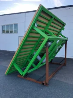 Brytbord med tipparmar