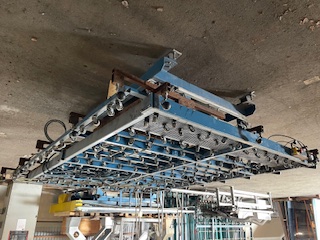 Hydrauliskt tippbart kulbord