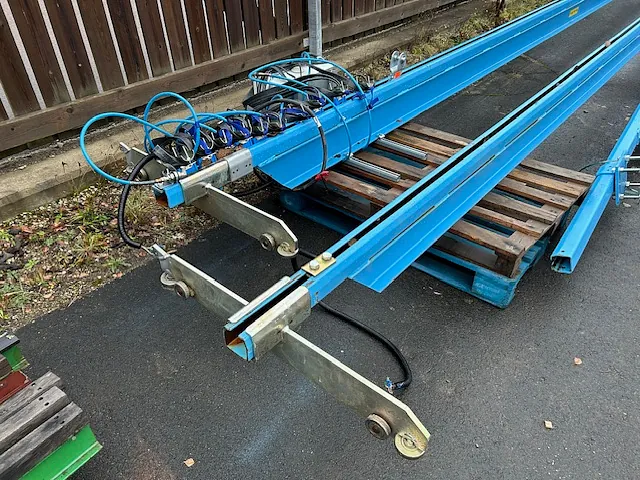Lättprofiltravers PMH