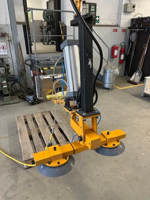 Vakumsug med tipp och 2 sugkoppar